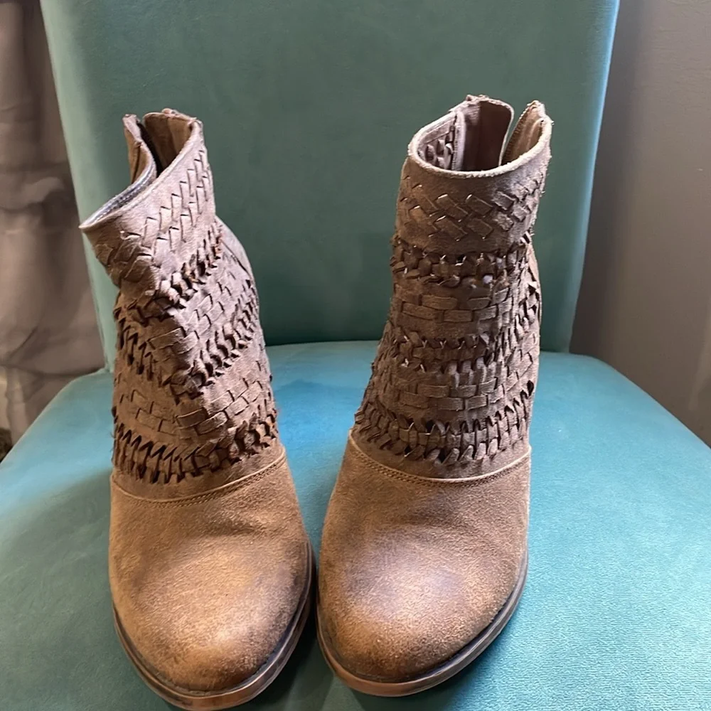 Brown casual boots - Picture 2 of 4